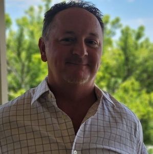 Meet your Posher, Kelly joseph